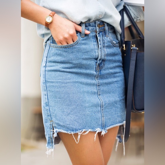 Dresses & Skirts - Uneven raw hem jean skirt